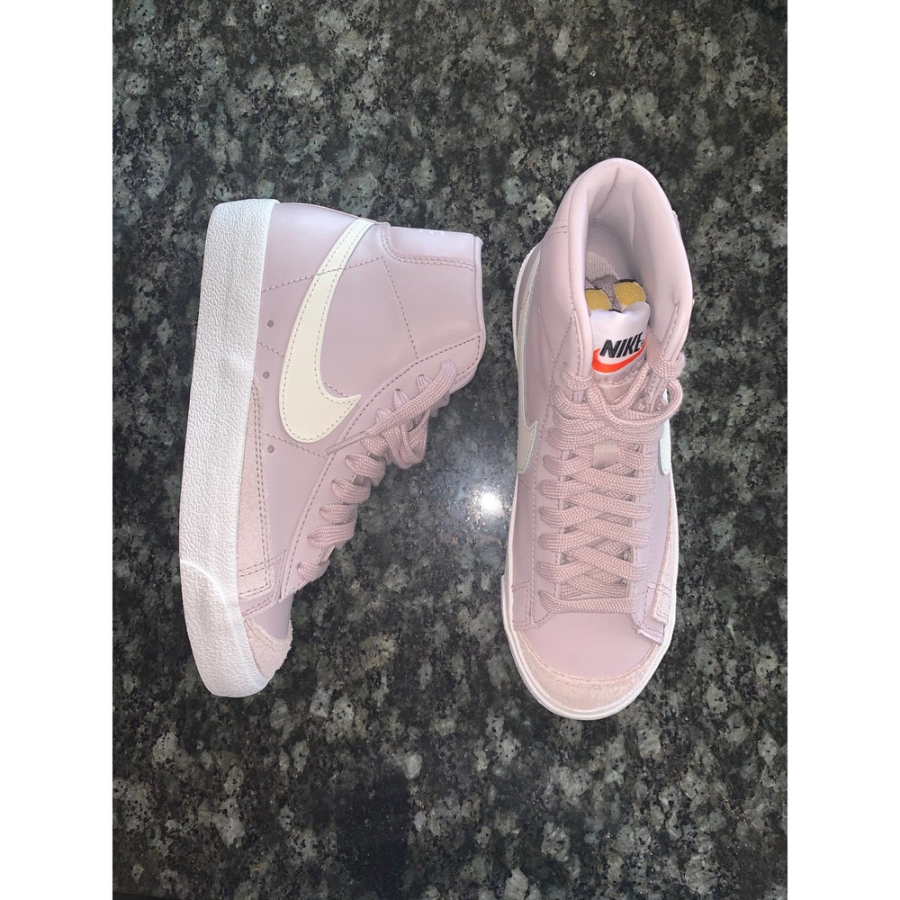 Nike Blazer Mid 77 Violet Women’s Sz 5